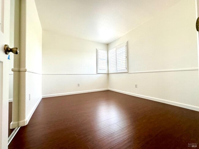 Building Photo - 622 Stonehenge Dr