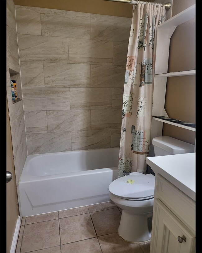 Building Photo - 5515 Bear Paw Cir