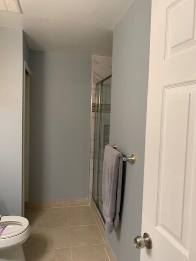 Building Photo - COMING SOON! 2 BEDROOM/2 BATH CONDO FOR LE...