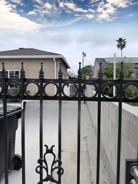 Building Photo - 8459 O'Melveny Ave