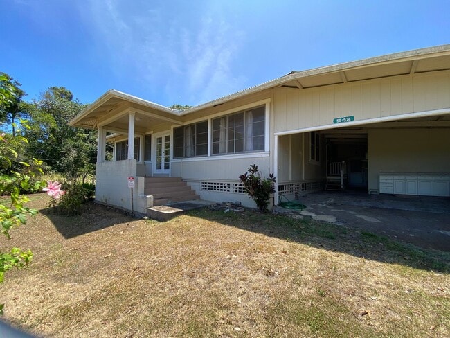 Building Photo - Furnished Plantation Home with 3 Bedrooms, 2 Bath large enclosed porch on almost 2 acres with oce...