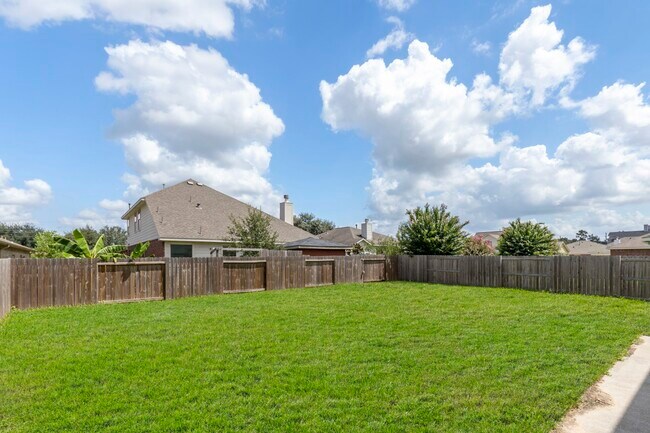 Building Photo - 507 Carson Ridge Dr