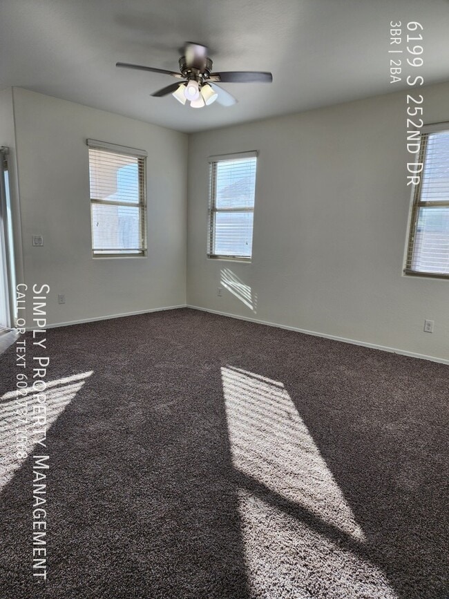 Building Photo - 6199 S 252nd Dr