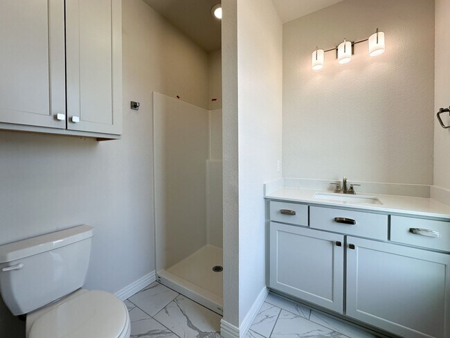 Building Photo - 4437 W Bronco Dr