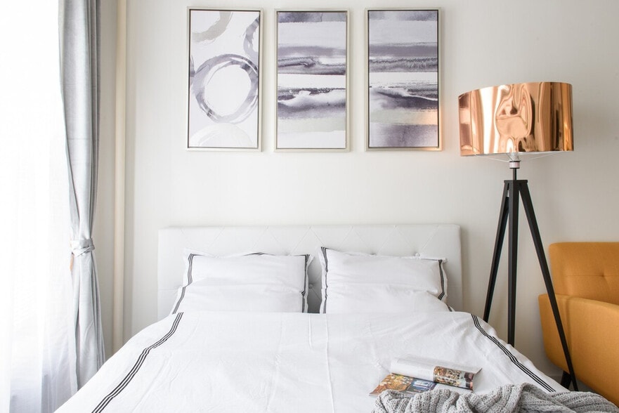 Building Photo - 241 E 24th St