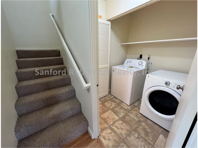 Building Photo - lani1786