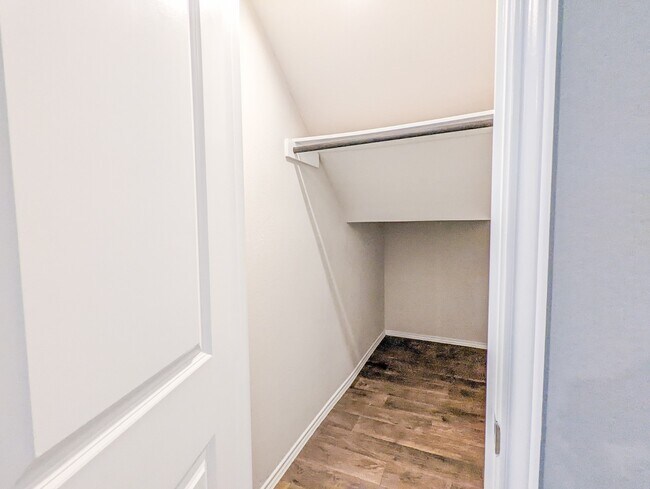 Building Photo - 14541 Montclair Way