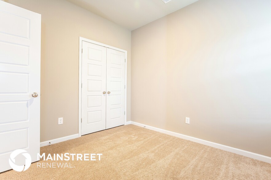 Building Photo - 105 Chyntara Dr