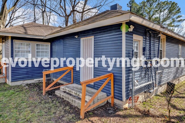 Building Photo - GREAT PRICE, GREAT DEAL, GREAT HOME!