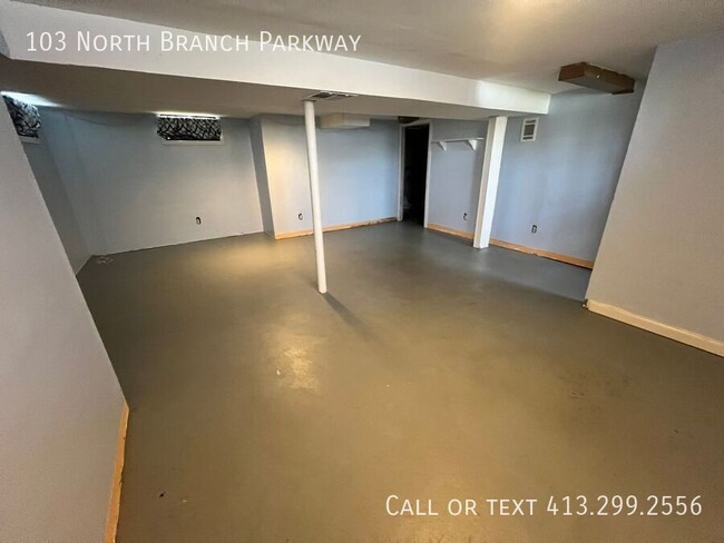 Building Photo - 103 N Branch Pkwy