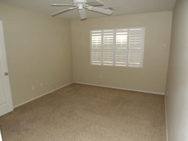 Building Photo - WONDERFUL DUAL MASTER BEDROOM TOWNHOME IN GATED "GREEN VALLEY COMMUNITY!!"