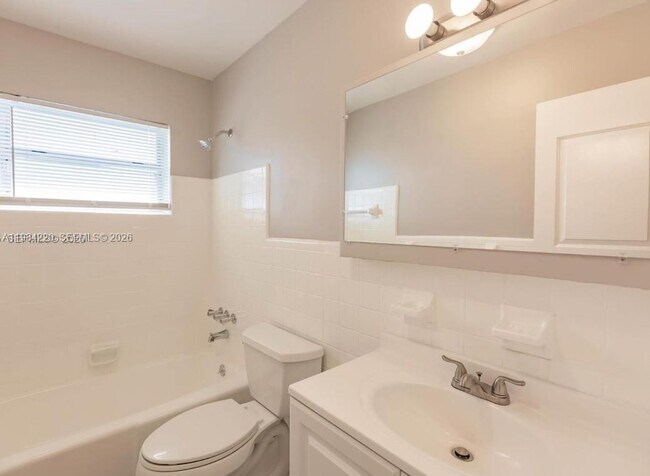 Building Photo - 1816 McKinley St