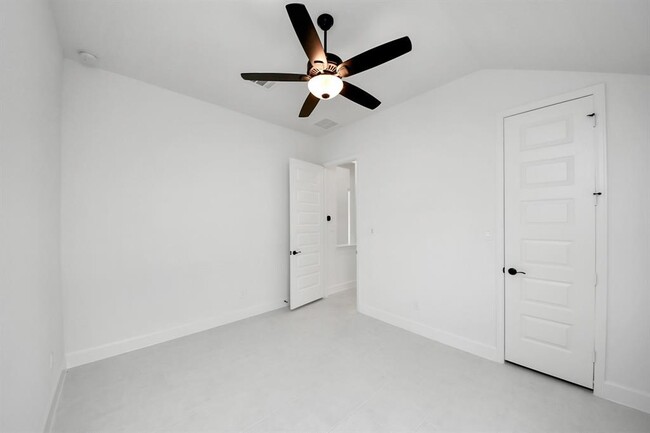 Building Photo - 8706 Incandesce Rise Dr