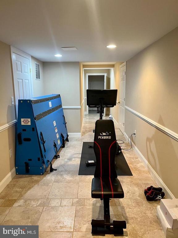 Building Photo - 204 Windham Dr