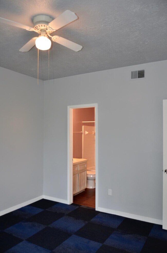 Second best. - 908 Pearl St