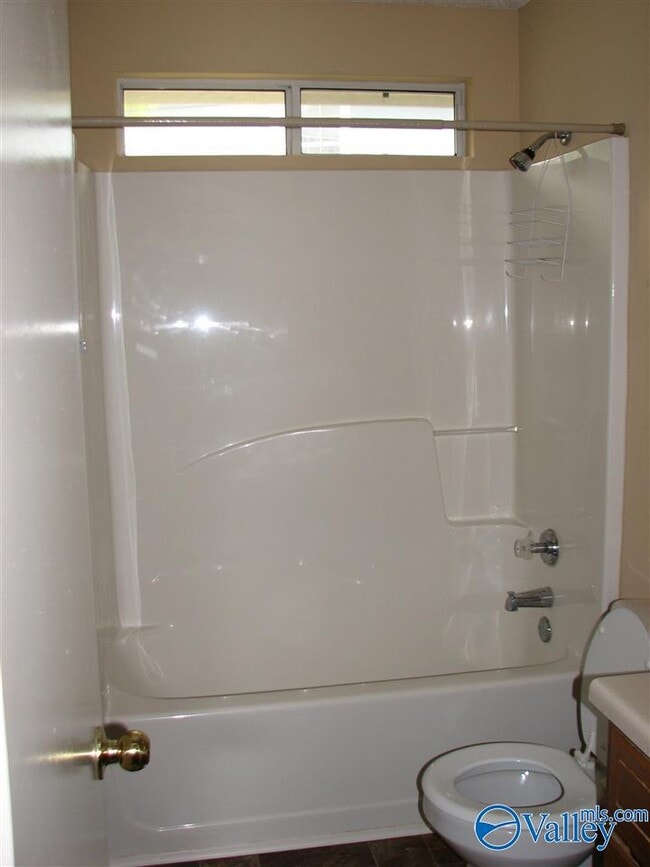 Building Photo - 110 Rebecca Pines Dr