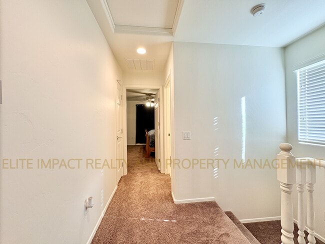 Building Photo - 10728 E Sanctuary Ridge Ln