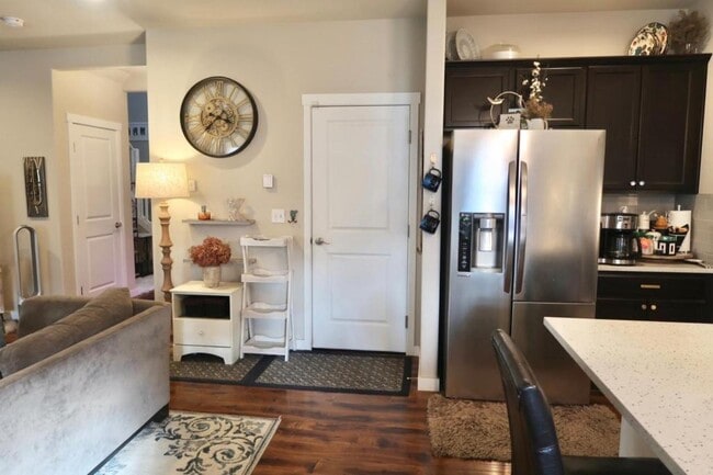 Building Photo - 15206 82nd Ave E