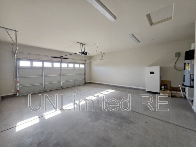 Building Photo - 308 Spirit Cir