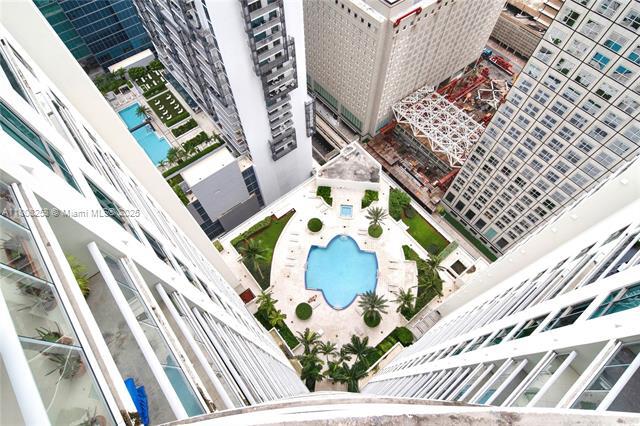 Building Photo - 300 S Biscayne Blvd