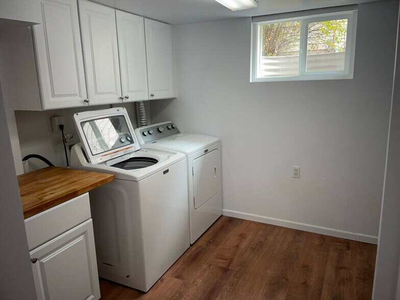 Building Photo - 2109 4th Ave N