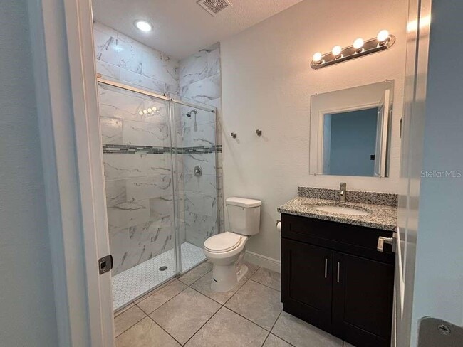 Building Photo - 9130 N Mendoza Way