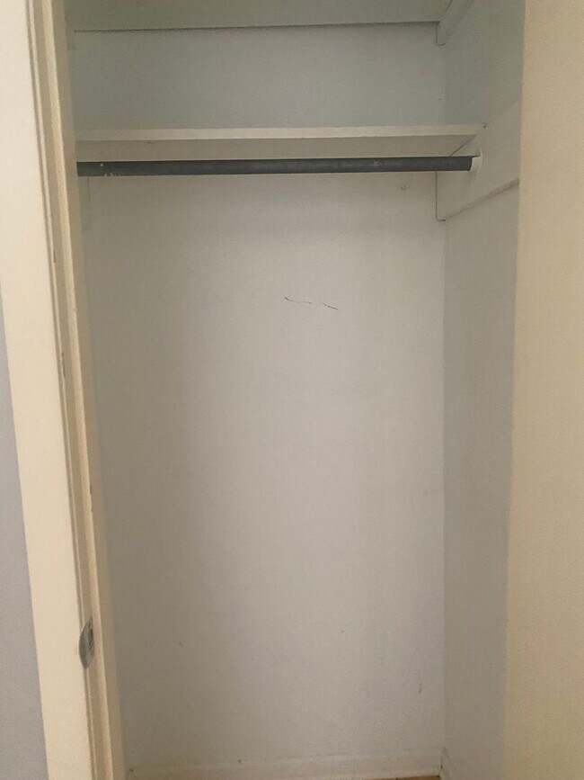 Building Photo - Perfect 3 bedroom 2 bathroom house located in Little Rock!