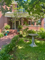 Building Photo - 2020 Linden Ave