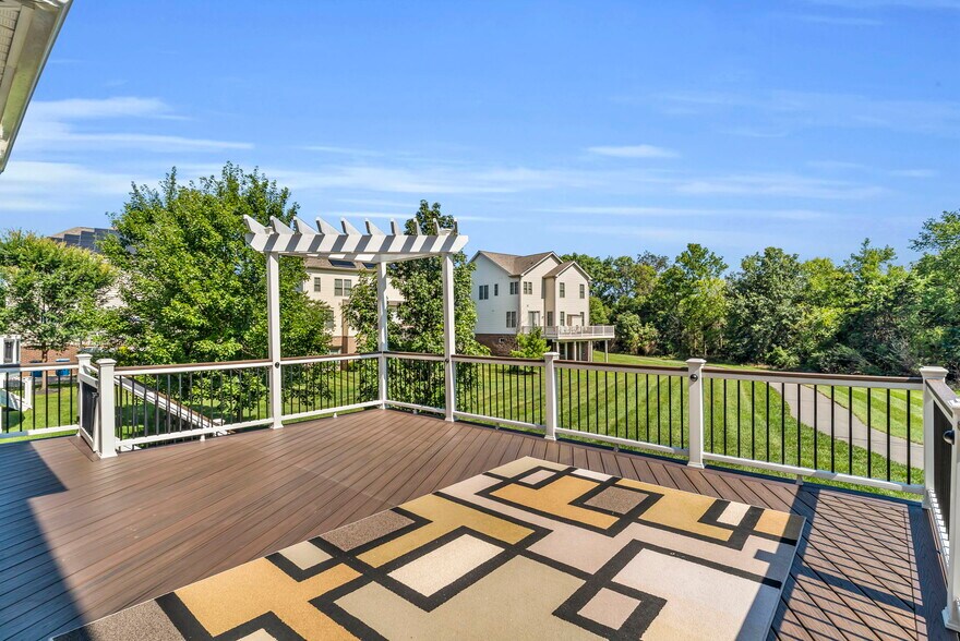 Building Photo - 42522 Stratford Landing Dr