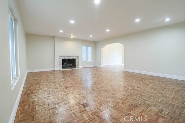 Building Photo - 16608 Park Ln Cir