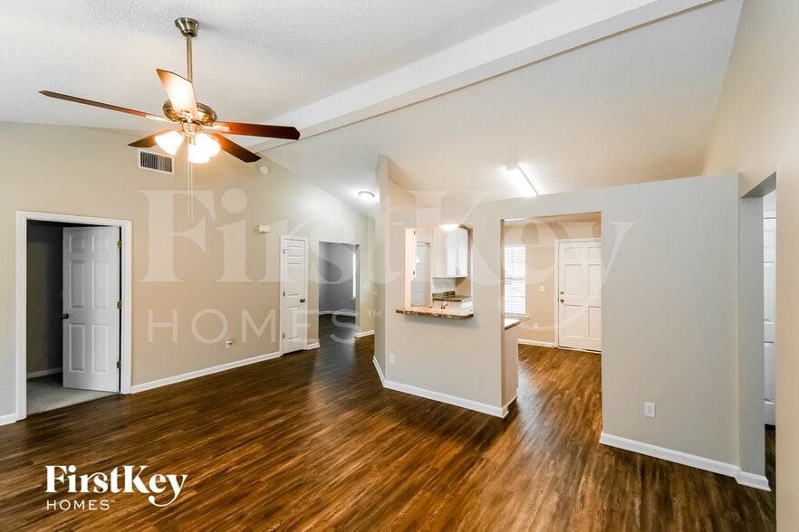 Building Photo - 4502 Arch Creek Dr