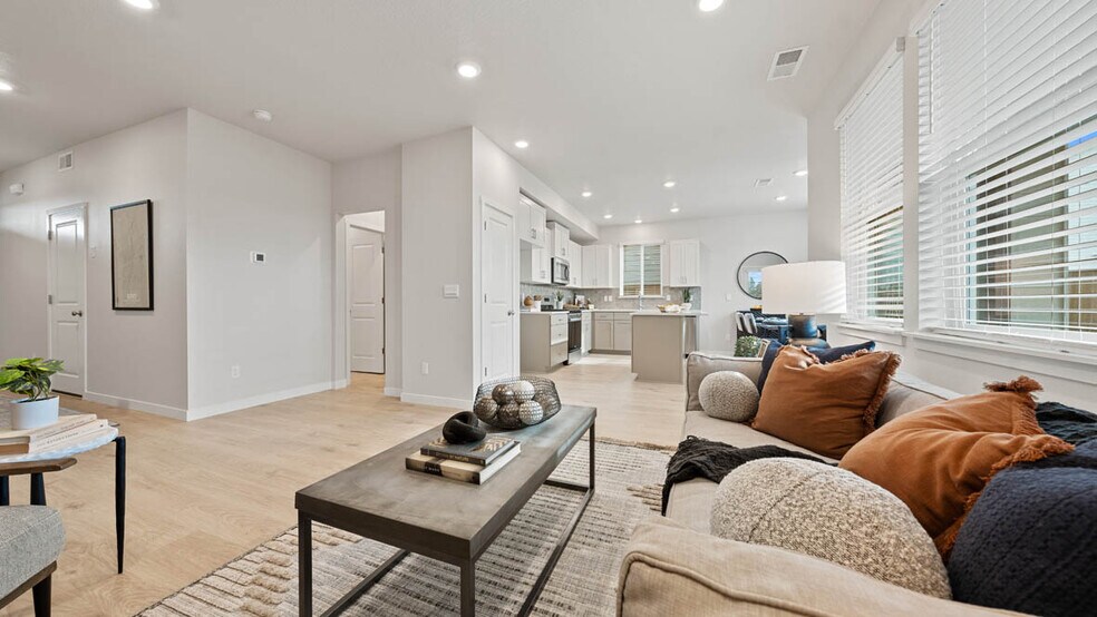 Building Photo - 21244 SE Pelee Dr