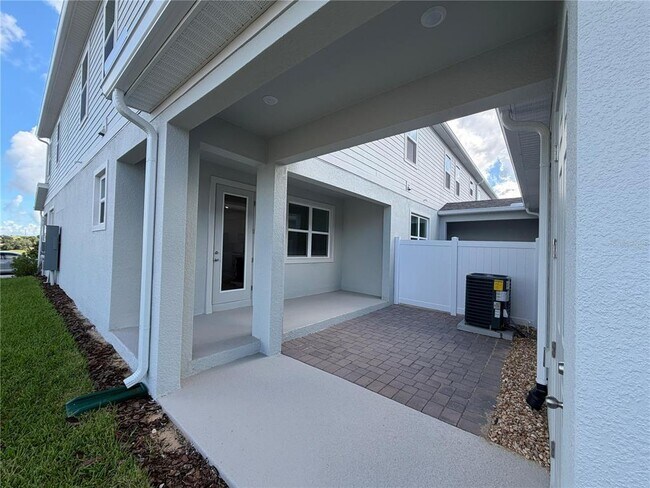 Building Photo - 17740 Porter Rd