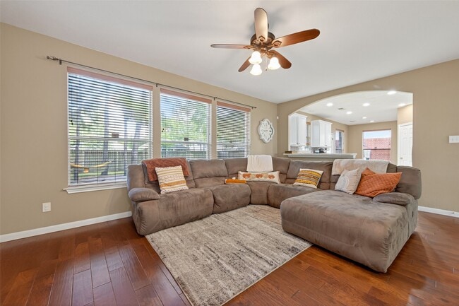 Building Photo - 59 Genesee Ridge Dr