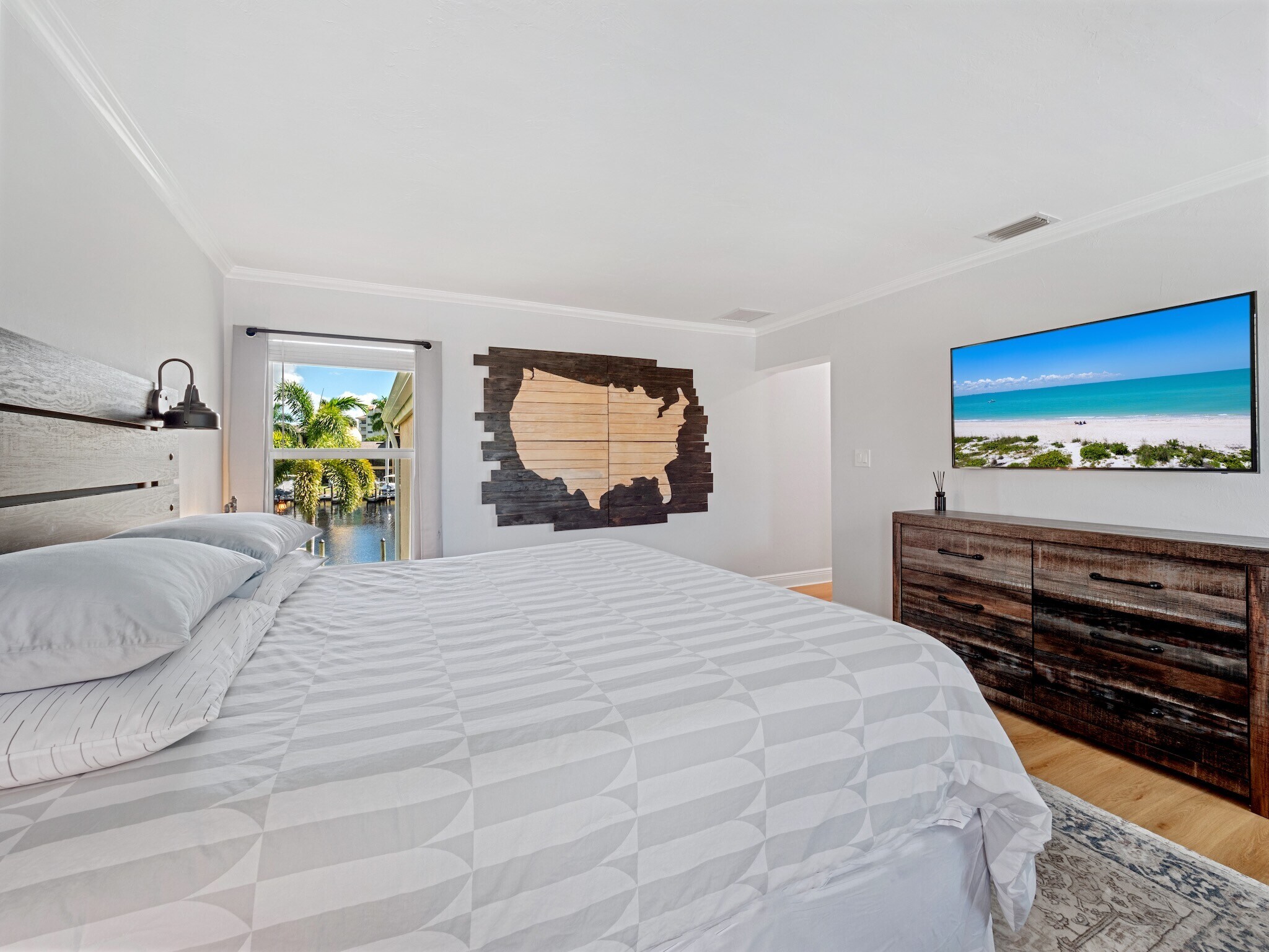 Master Bedroom - 4105 SE 19th Pl