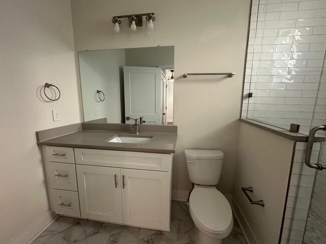 Building Photo - 142-837 Calla Terrace N