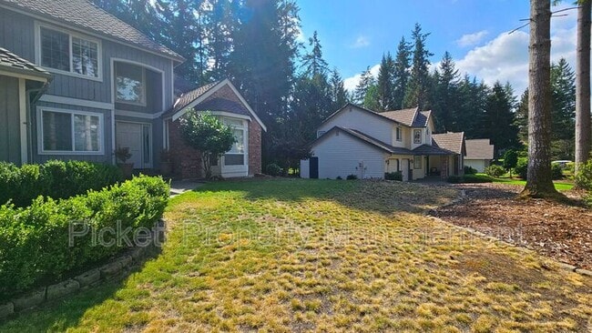 Building Photo - 6559 Gleneagle Ave SW