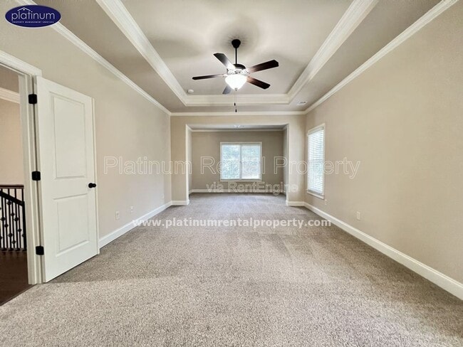 Building Photo - 1662 Fairview Dr