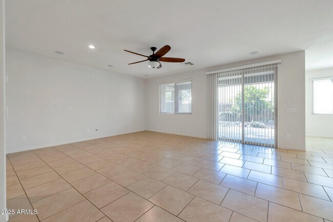 Building Photo - 18467 W Tasha Dr