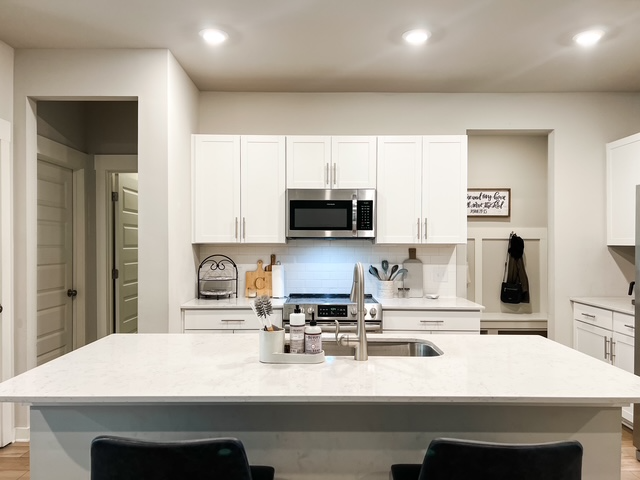 Building Photo - 5037 Percival Dr