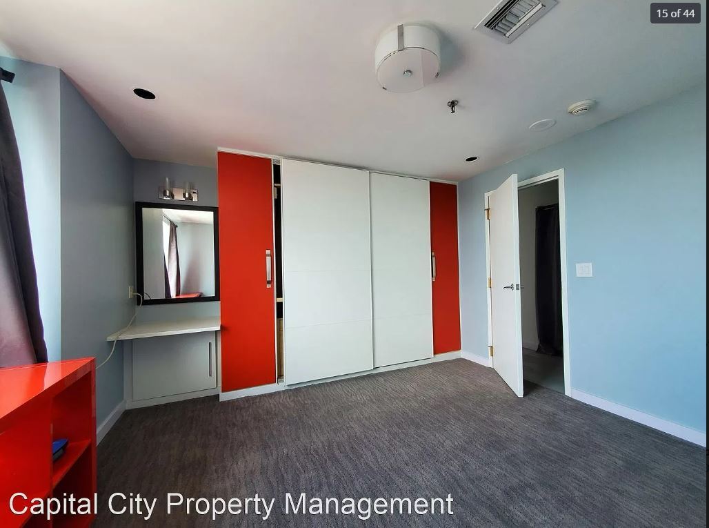 Building Photo - 700 Grand Ave