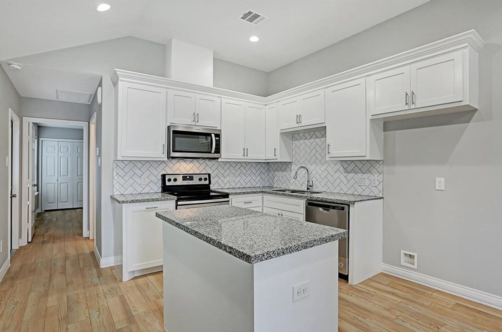 Building Photo - 5217 Sherman St