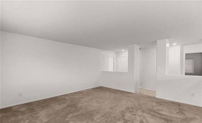 Building Photo - 9123 Weeping Hollow Ave
