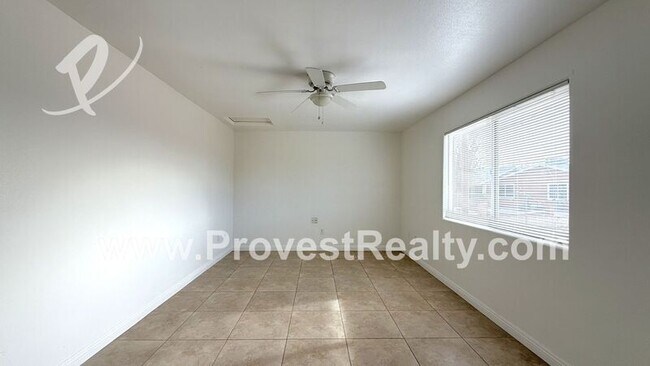 Building Photo - 17373 Capri St