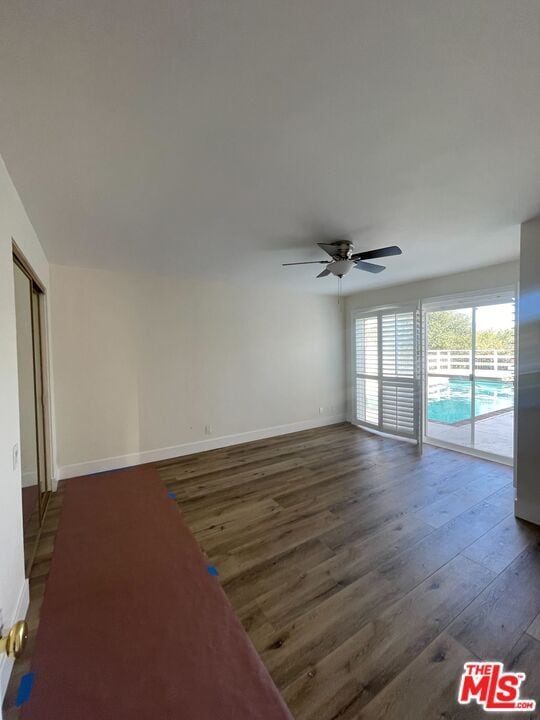 Building Photo - 4304 Park Corona