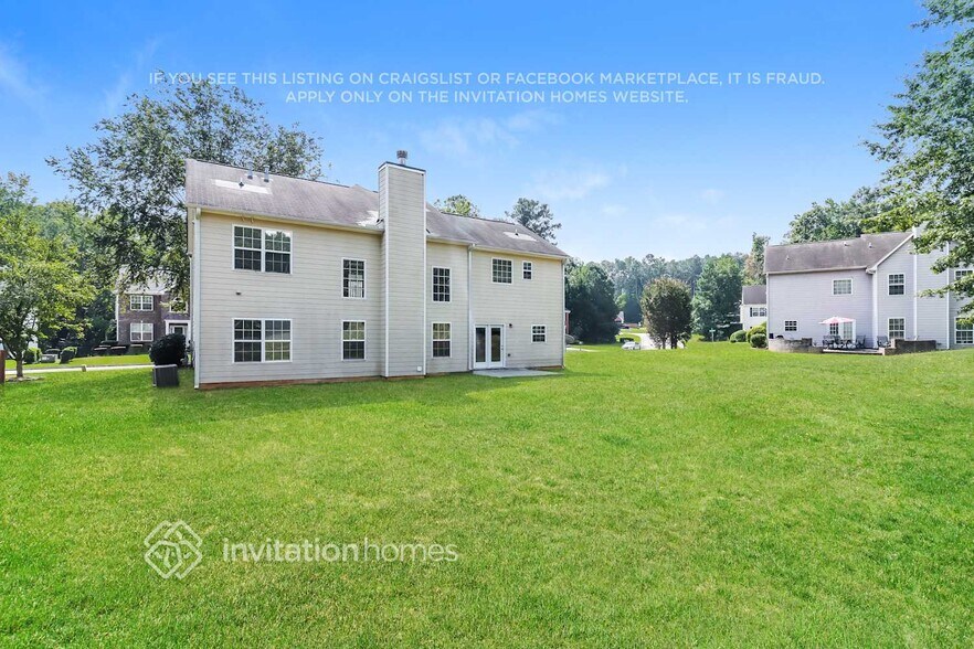 Building Photo - 5626 Grammercy