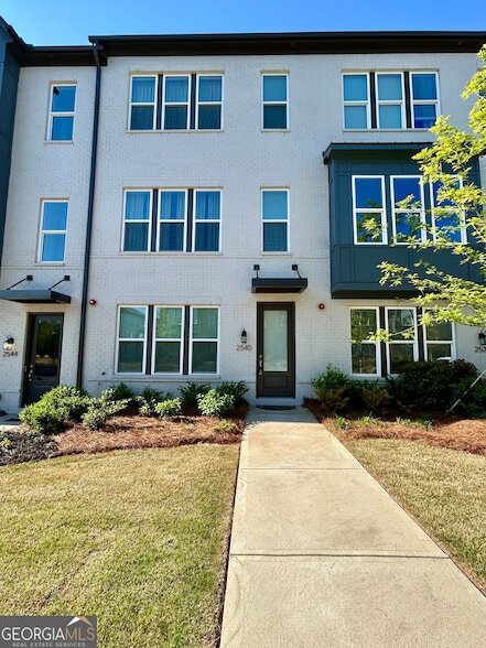 Building Photo - 2540 Mountain Ash Ln