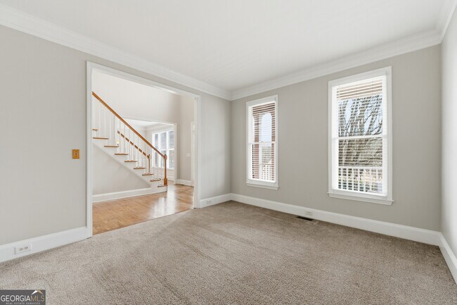 Building Photo - 2570 Wood Creek Ct NE