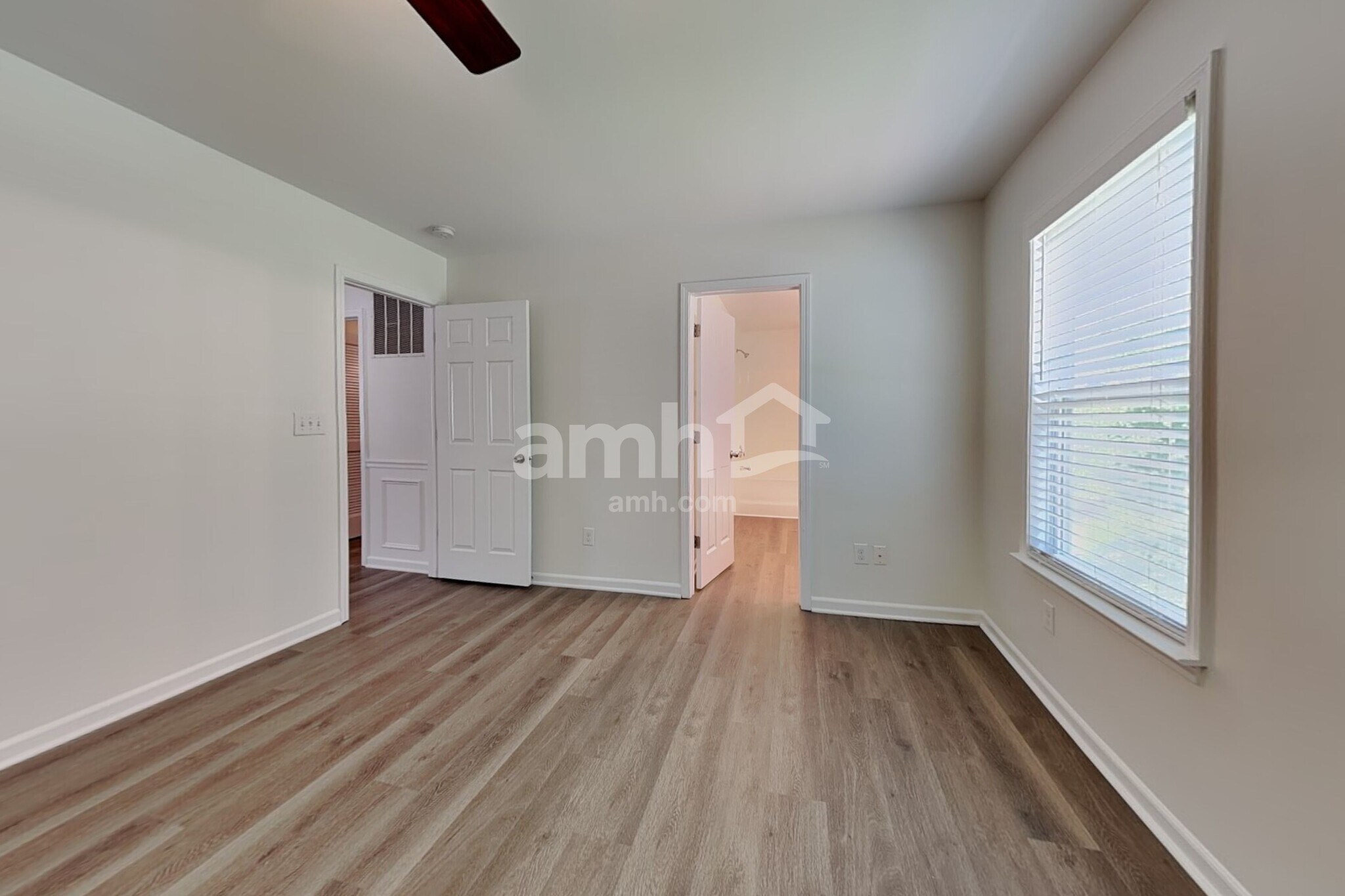 Building Photo - 145 Collenton Ln