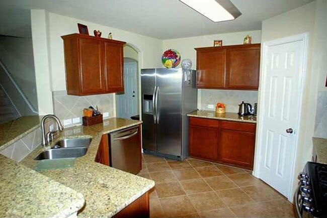 Building Photo - 11105 Cain Harvest Dr